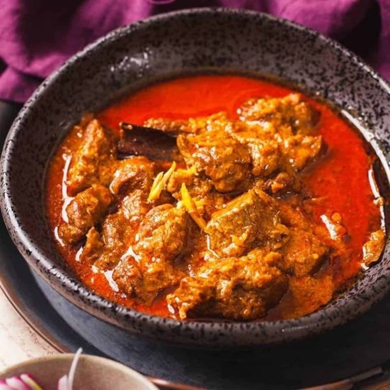 Explore Our Curry Selection
