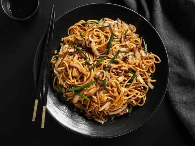 Egg Lo Mein.